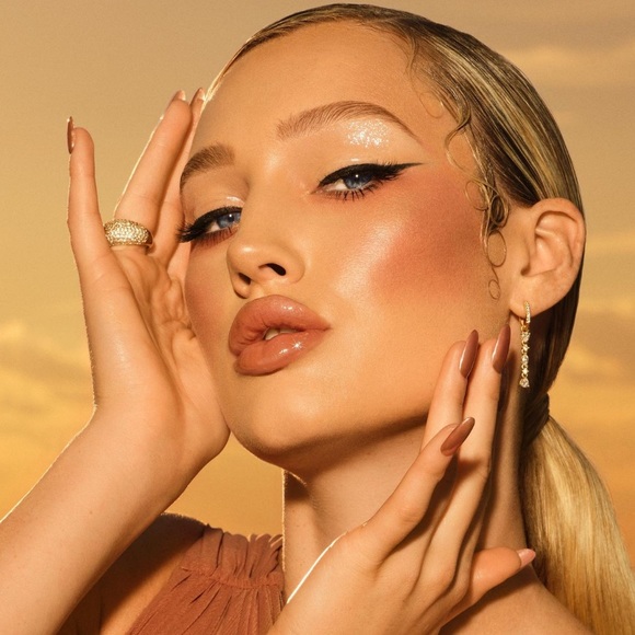 $12❤️🔥 LAST 1! Morphe X MEREDITH DUXBURY Foaming Face Primer 🪞 NEW IN BOX - Picture 4 of 7